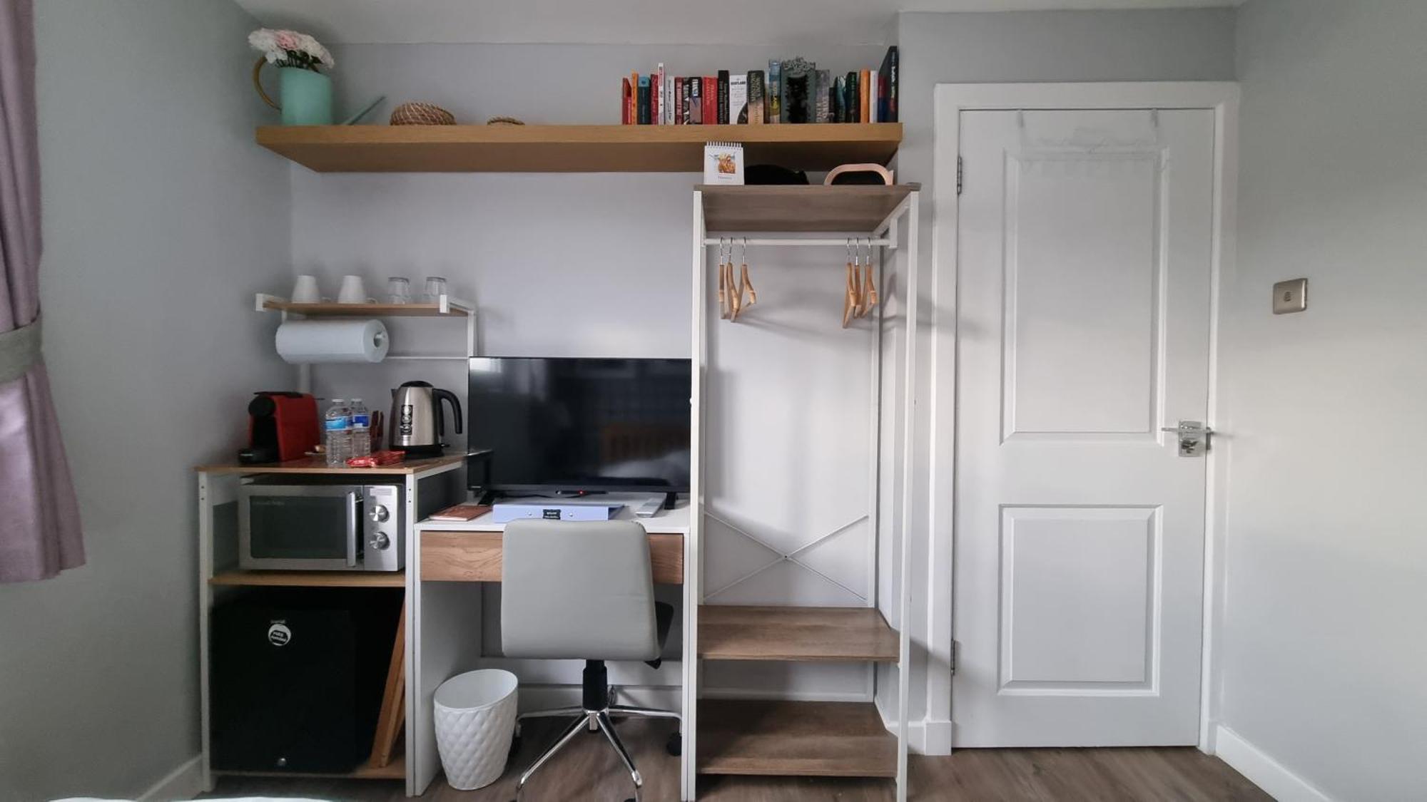 Innisfail Edi - Double Room With Private Bathroom — Photos 3